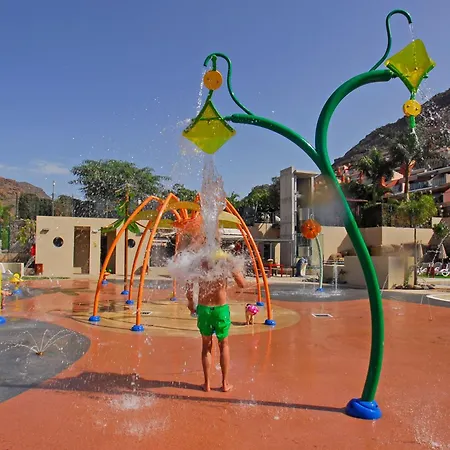 Cordial Mogan Valle